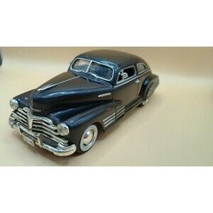 1948 Chevrolet Aerosedan Fleetline - Black 1:24 Scale Model Motormax